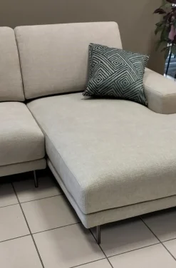 Divano con penisola Platz in Tessuto a 2550€^Rizzetto Best