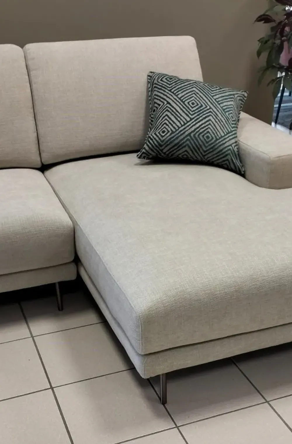 Divano con penisola Platz in Tessuto a 2550€^Rizzetto Best