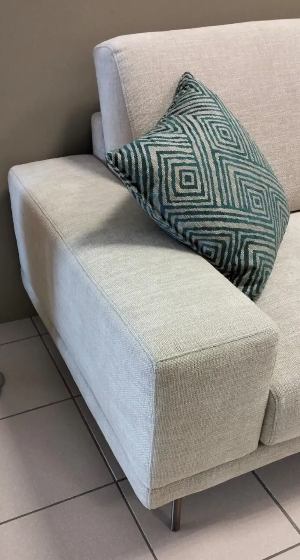 Divano con penisola Platz in Tessuto a 2550€^Rizzetto Best