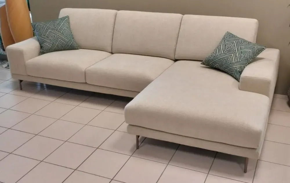 Divano con penisola Platz in Tessuto a 2550€^Rizzetto Best