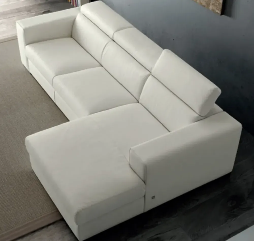 Doimo Salotti Divano con penisola Ray scontato del 40%- Divani