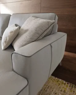 Hot Divano con penisola Russel ad un prezzo conveniente Divani