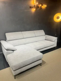 Outlet Divano con penisola Loft PREZZI OUTLET sconto 30% Divani