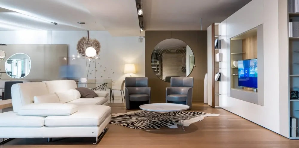 New Divano con penisola Serena a PREZZO OUTLET scontato del 45% Divani