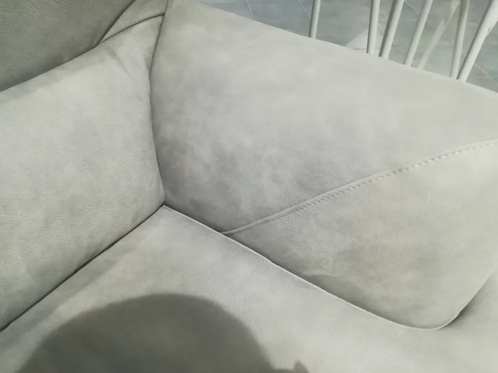 New Divano con penisola Sly con sconto 30% Divani