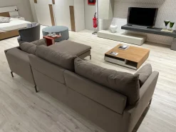 NovaMobili Divano con penisola tessuto in poliuretano   a prezzo Outlet- Divani