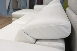 Divano con penisola Zeno ad un prezzo vantaggioso Divani