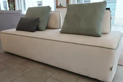 New Divano da 2 posti modello Silvan di scontato Divani