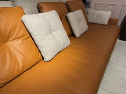 Divano da 4 posti modello Stone di scontato Divani