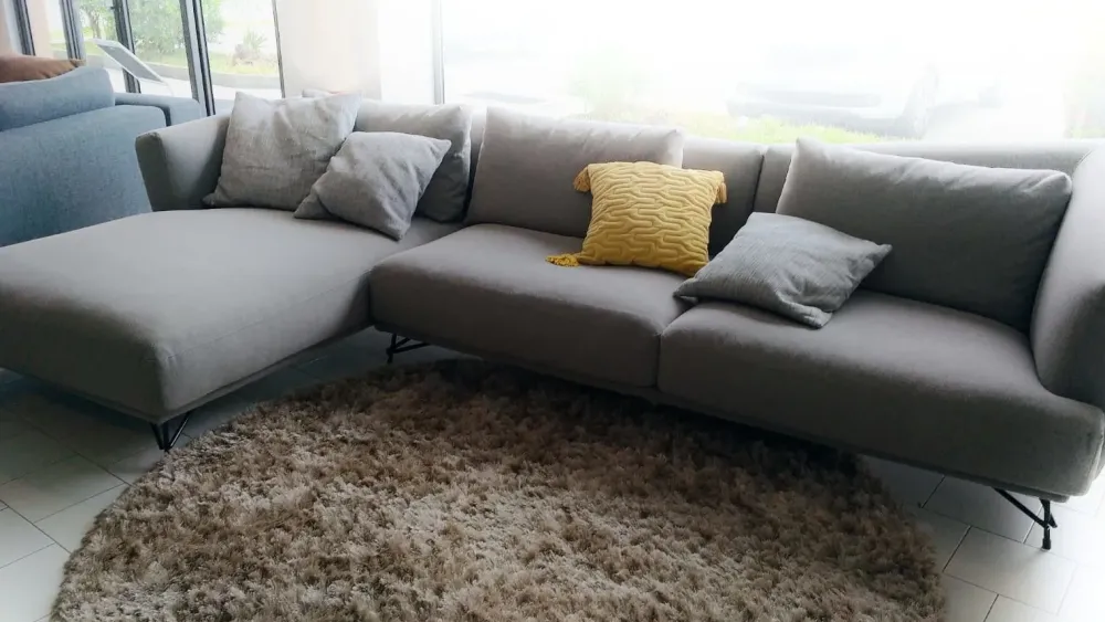 Ditre Italia Divano da 4 posti modello Lennox di scontato- Divani