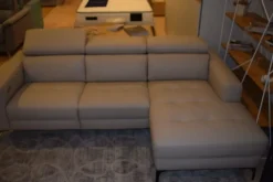 Divano da 4 posti modello Matt di scontato^Collezione esclusiva Hot