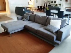 Doimo Salotti Divano da 5 posti modello Phlippe 77 di scontato- Divani