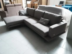 Doimo Salotti Divano da 5 posti modello Phlippe 77 di scontato- Divani