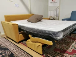 Divano da 3 posti modello Argo di scontato^Il Benessere Sale