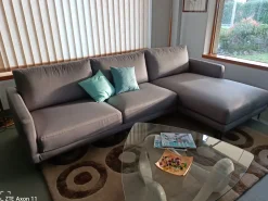 Divano da 3 posti modello Dry con sound di scontato^Excò Online