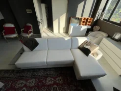 Divano da 4 posti modello Goodman di scontato^Doimo Salotti Outlet