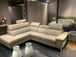 Clearance Divano da 5 posti modello Megan di scontato Divani