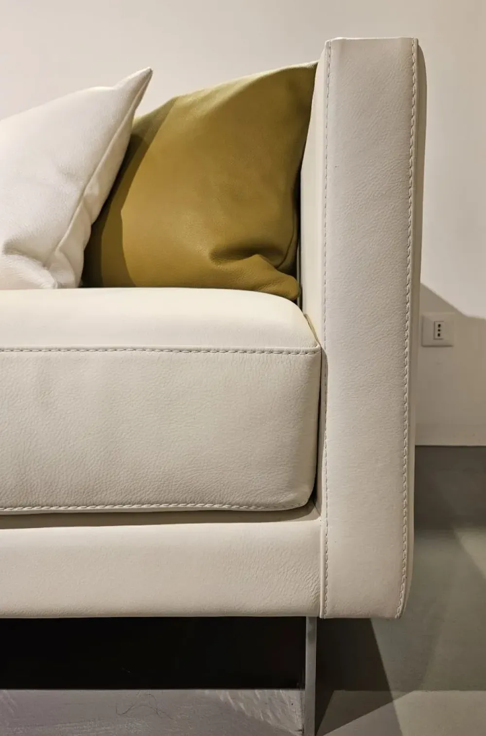 Divanidea Divano da 4 posti modello Prado di scontato- Divani