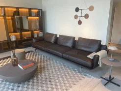 Poltrona Frau Divano design pelle Get back di con sconto del - 45%- Divani