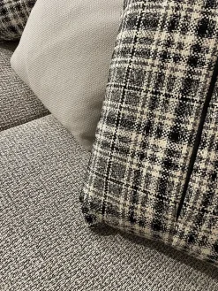 Poliform Divano design tessuto Bristol di con sconto del - 28%- Divani