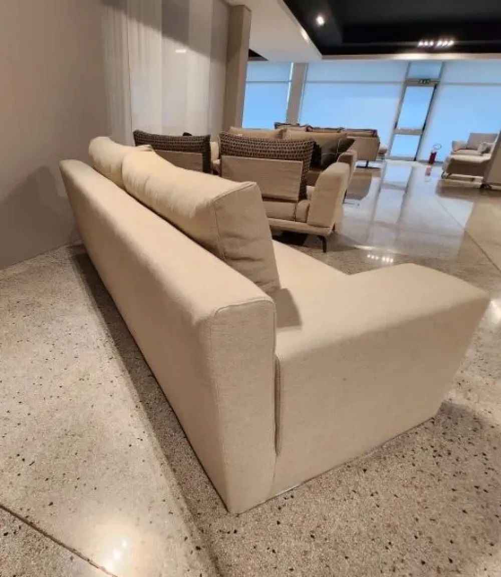 Outlet Divano design tessuto Pronta consegna divano in fibralatex di con sconto del - 40% Divani