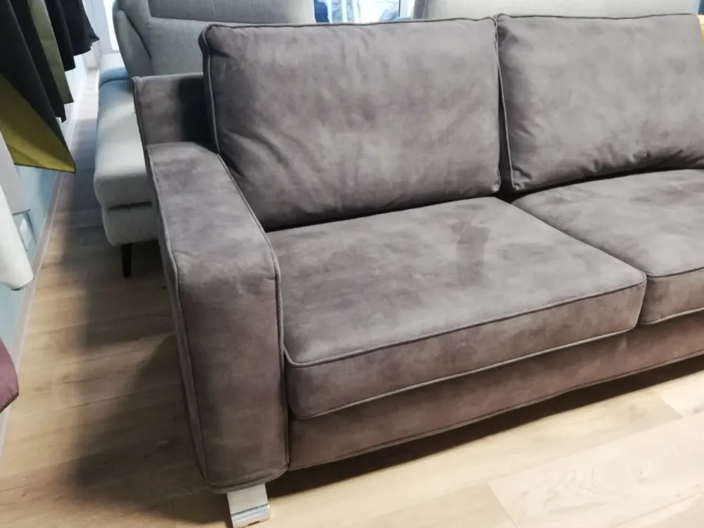 Artigianale Divano Divano artiginale 39 in Offerta Outlet- Divani