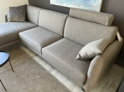 Doimo Salotti Divano Divano modello bristol in OFFERTA - 30%- Divani