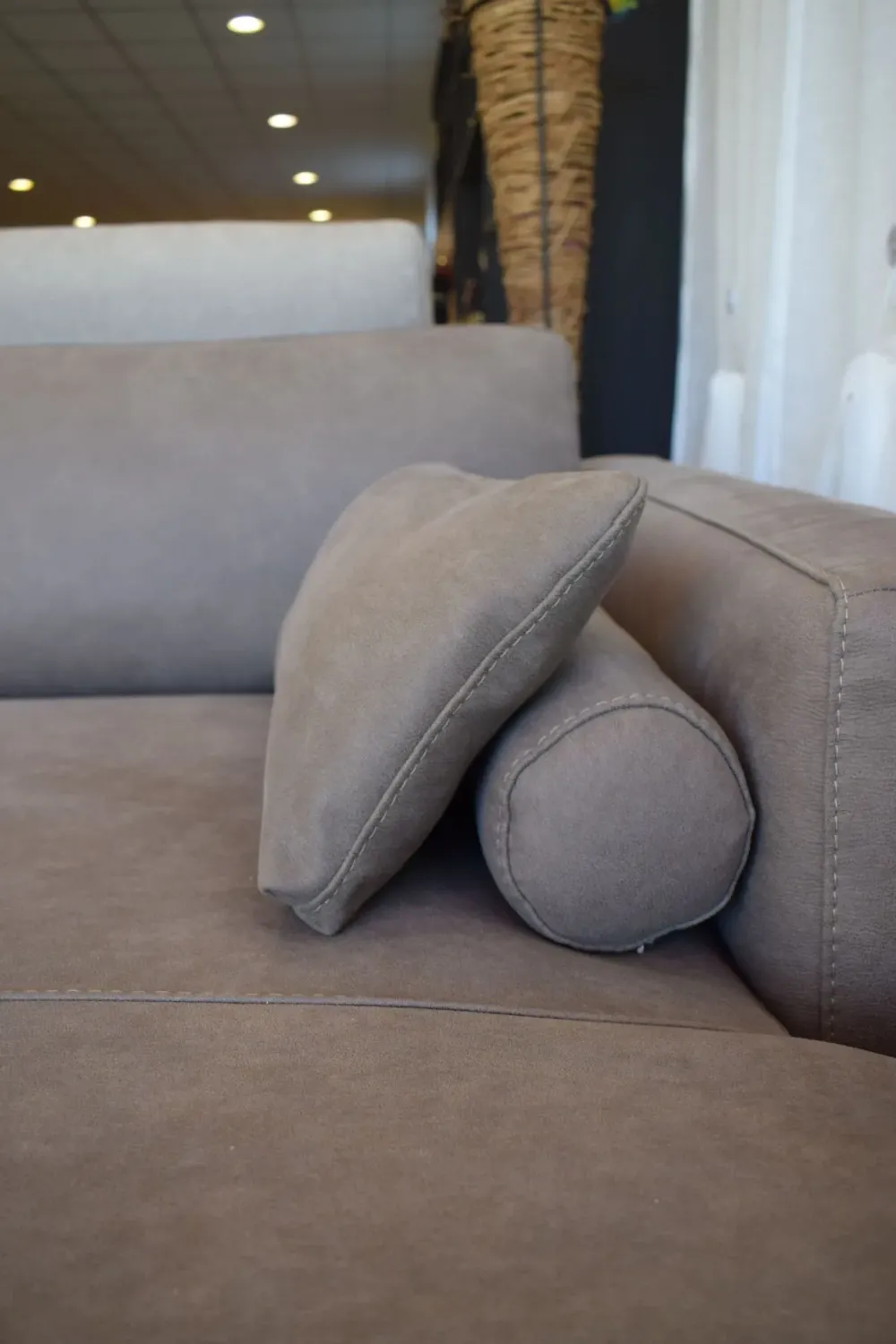 Egoitaliano Divano Divano masù microfibra in poliuretano a prezzo Outlet- Divani