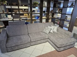 Divano Dylan di in stile moderno a prezzo Outlet^Doimo Salotti