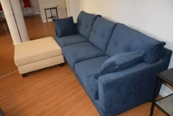 Divano Edoardo con pouf a PREZZO OUTLET Divani