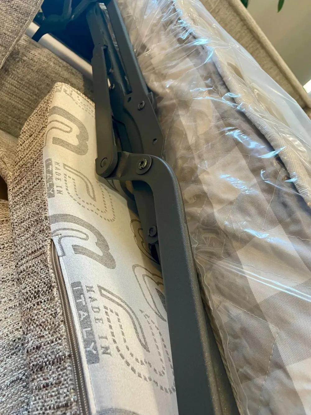 Family Bedding Divano Margot 3p maxi divano letto PREZZI OUTLET sconto 33%- Divani