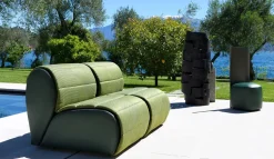 Flou Divano Flora in Tessuto a prezzo scontato- Divani