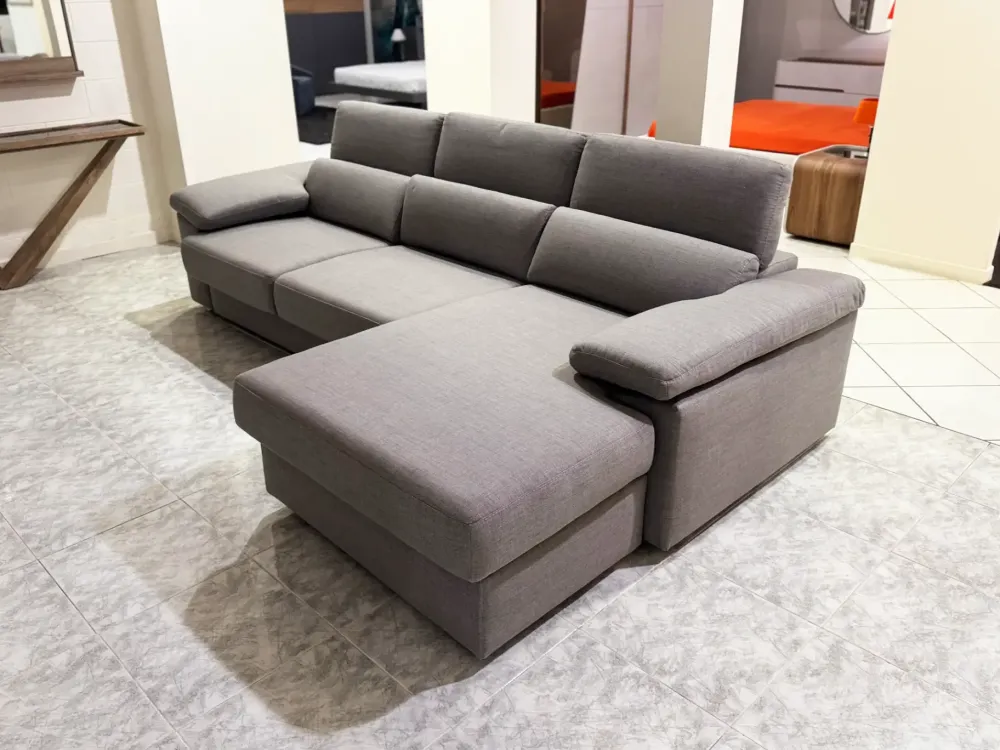 Sale Divano Fushion m3 a PREZZO OUTLET scontato del 60% Divani