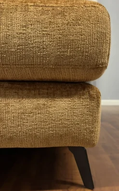 Artigianale Divano Garett : con uno SCONTO ESCLUSIVO del 48%- Divani