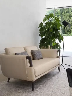 Sale Divano Gaudì in stile Design Con schienale a prezzi outlet Divani