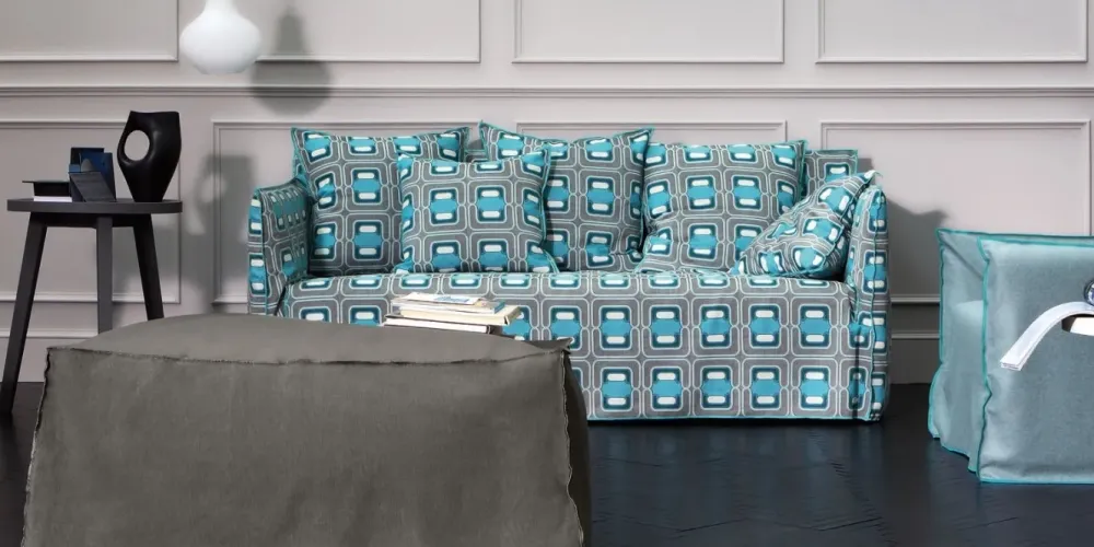 Discount Divano Ghost 10 di , 2 posti. Prezzo speciale. Comfort assicurato. Divani