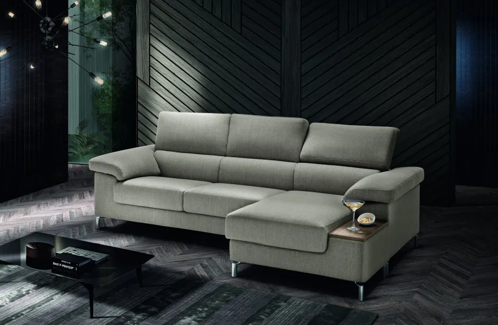 Clearance Divano Giulia in Offerta Outlet a 1490€. Penisola inclusa! Divani