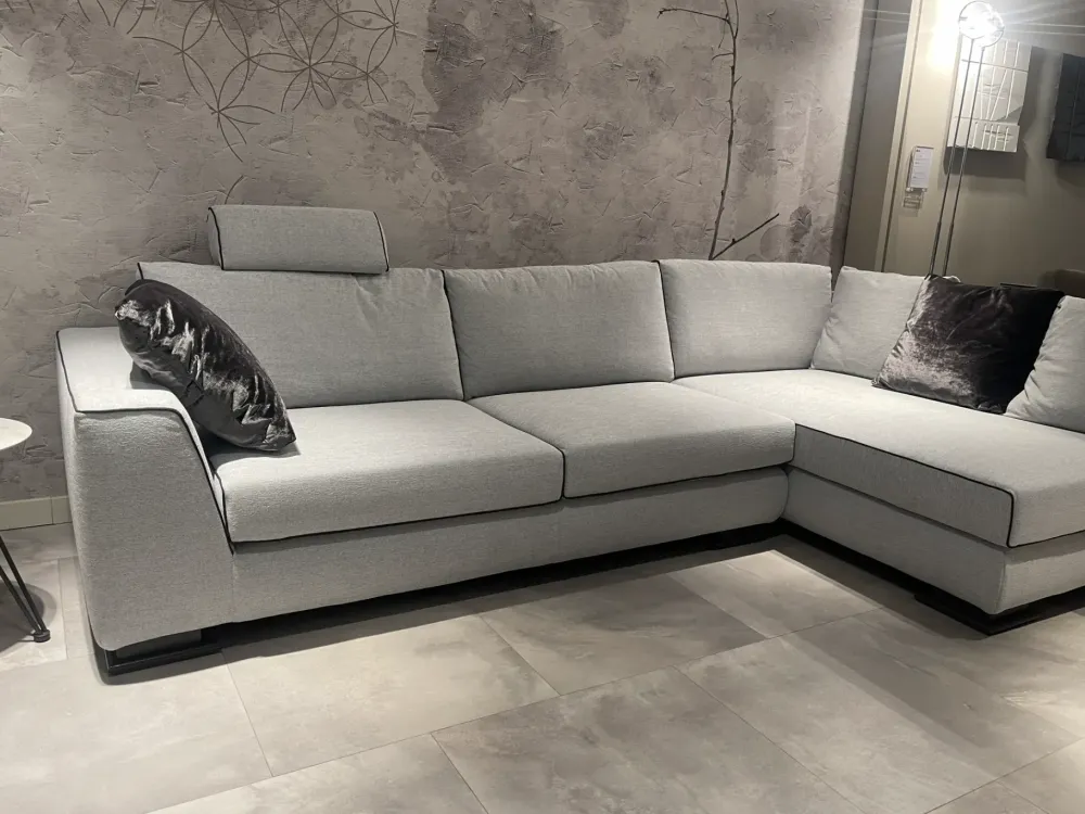 Divano Gregor : con uno SCONTO ESCLUSIVO del 55% Divani