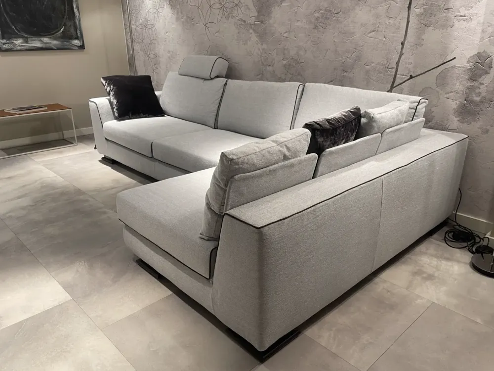 Divano Gregor : con uno SCONTO ESCLUSIVO del 55% Divani