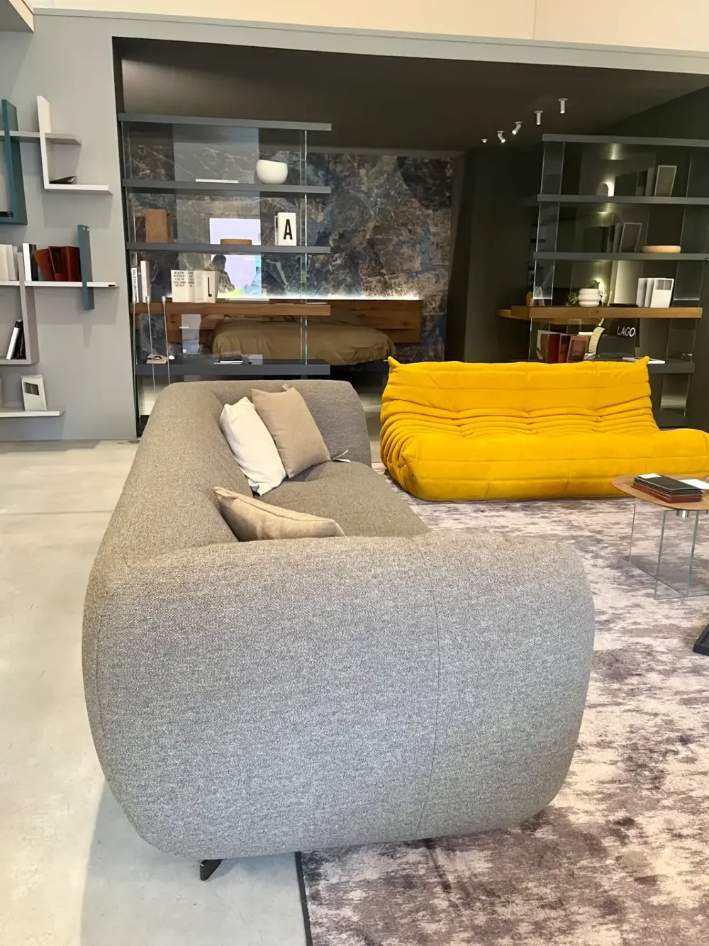 Divano Happening tessuto in poliuretano in Offerta Outlet^Lago Discount