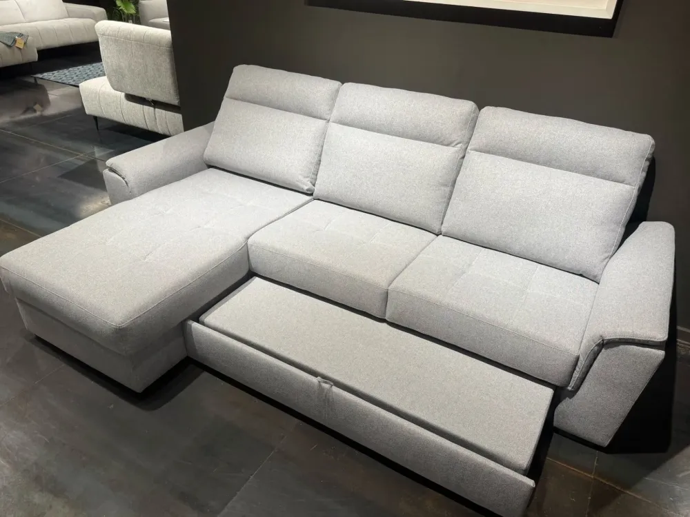 Outlet Divano Henry handmade di in stile moderno a prezzo scontato Divani