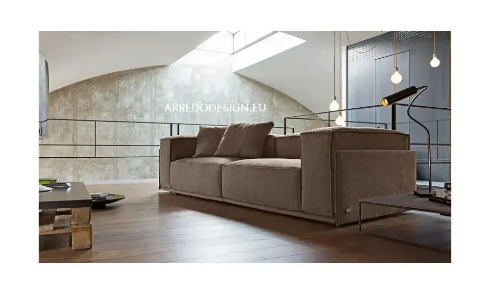 Online Divano in Pelle stile design modello Roland scontato - 35% Divani