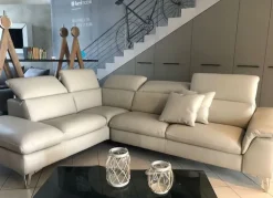 Collezione esclusiva Divano in Pelle stile design modello Viktoria  scontato - 30%- Divani