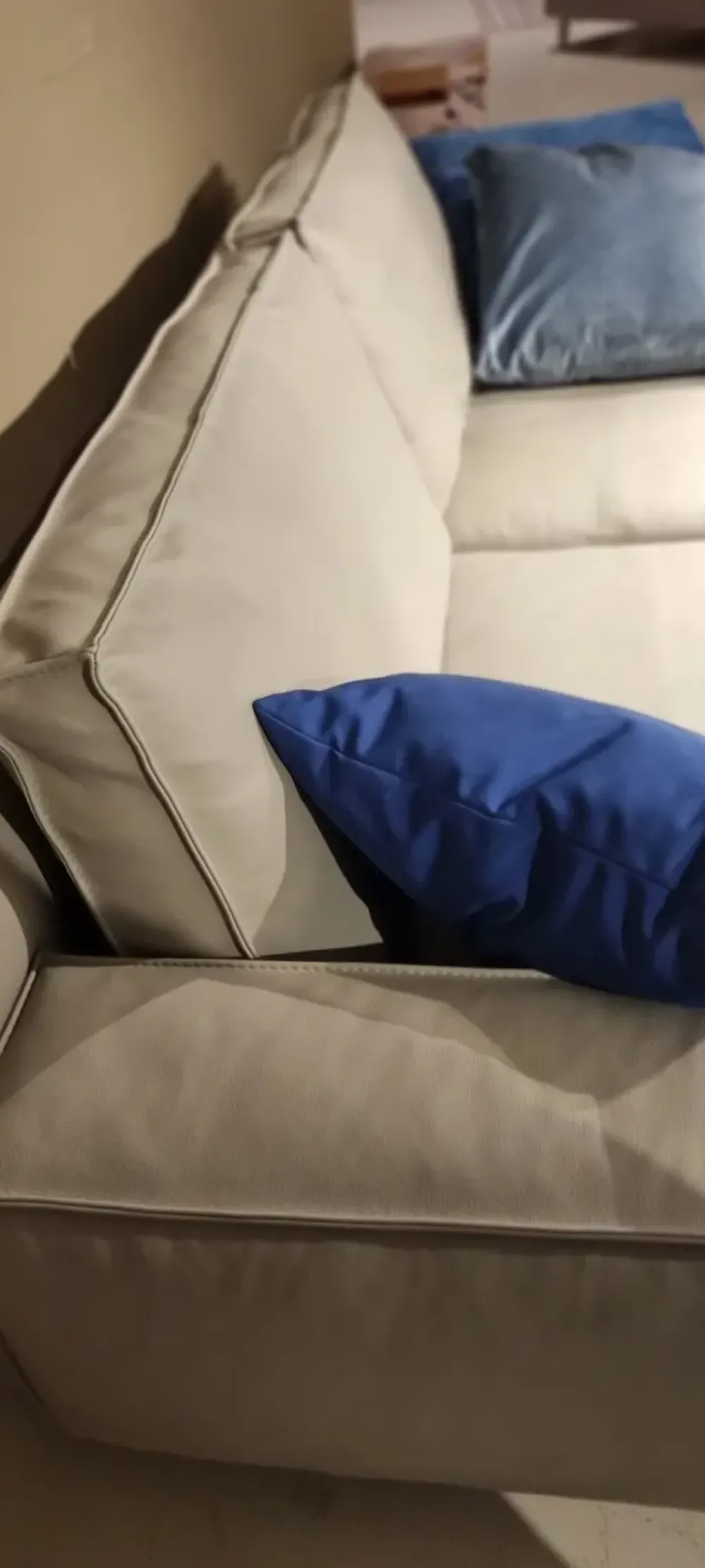 Divano in Pelle stile moderno modello Lungarno scontato - 31%^Gurian Outlet