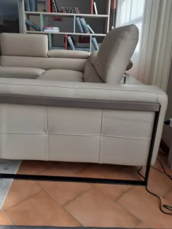 Sale Divano in Pelle stile moderno modello Cubic scontato - 53% Divani