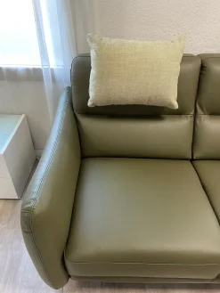 Nicoletti Home Divano in Pelle stile moderno modello Jupiter scontato - 43%- Divani