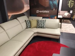 Clearance Divano in Pelle stile moderno modello Dusk scontato - 35% Divani