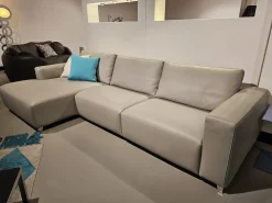 Divanidea Divano in Pelle stile moderno modello Horizon scontato - 32%- Divani