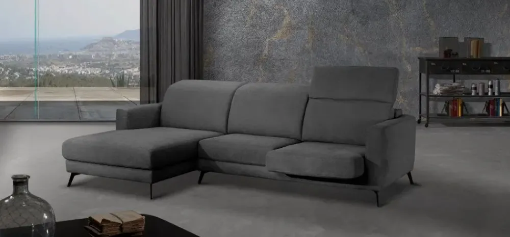 Excò Divano in Tessuto stile design modello Divano mod.giuly con penisola in promo-sconto del 50% scontato - 47%- Divani