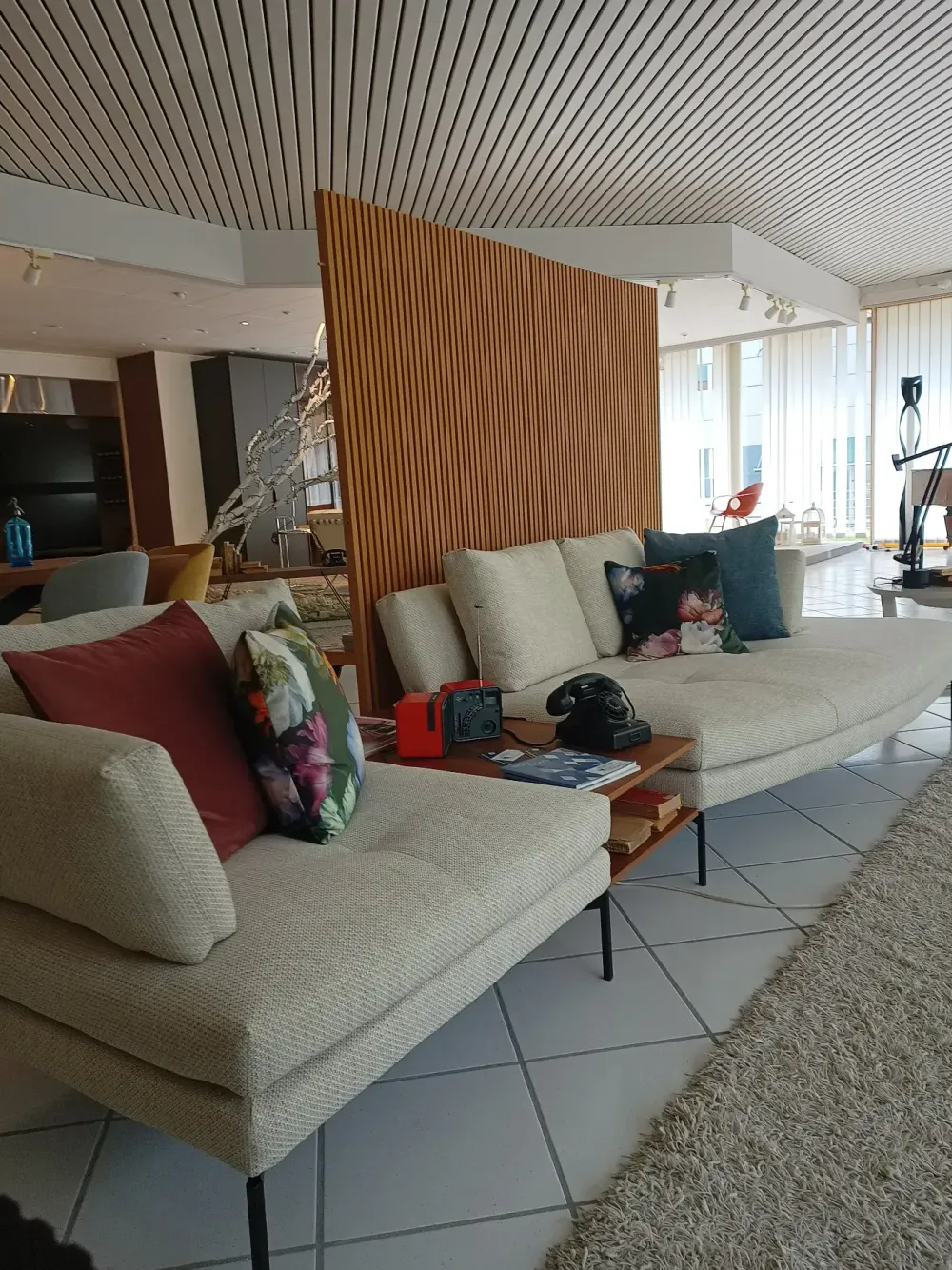 Bonaldo Divano in Tessuto stile design modello Aliante scontato - 25%- Divani